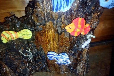 Détail de la souche aux poissons.jpg